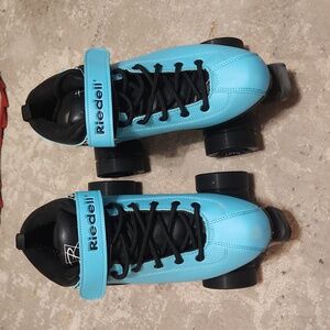 riedell blue roller skates